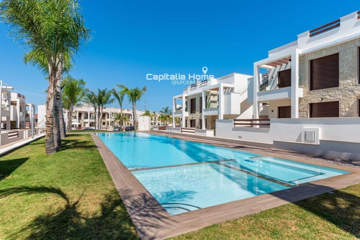 Продажа квартиры на Piso en Calle Calpe, Los Balcones - Los Altos del Edén, Torrevieja, Торревьеха
photo 1