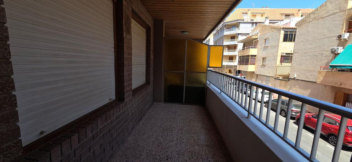 Venta de piso en Piso en Calle Monteagudo, 2, El Acequión, Torrevieja, Torrevieja
photo 4
