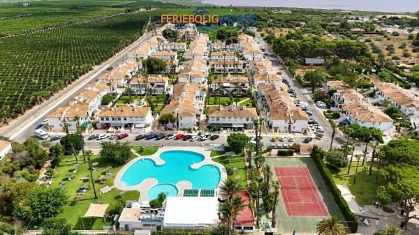 Venta de piso en Piso en Avenida Laguna Azul, Los Balcones - Los Altos del Edén, Torrevieja, Torrevieja
photo 1