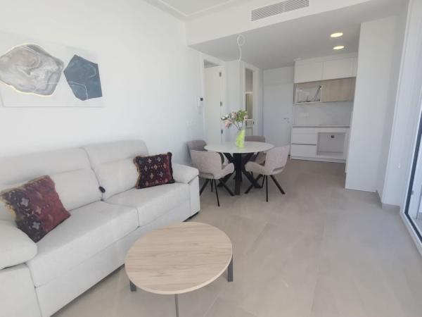 Ático en venta en Ático en Playa de los Locos, Torrevieja, Torrevieja thumbnail 2
