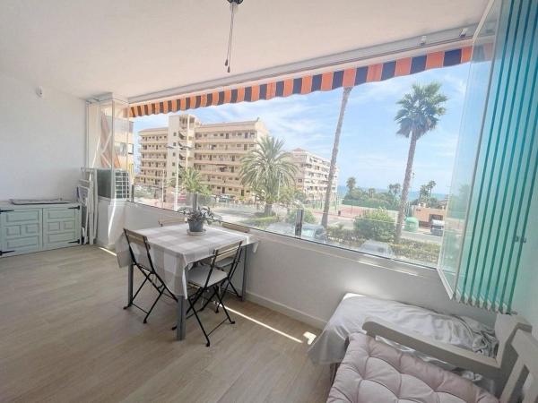 Venta de piso en Piso en Paseo de la Brisa, Cabo Cervera, Torrevieja, Torrevieja
 photo 2