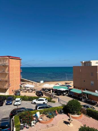 Venta de piso en Piso en Avenida del Mediterráneo, Gaspar Perrelló, Torrevieja, Torrevieja
photo 1