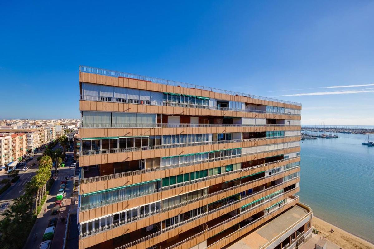 Продажа квартиры на Piso en Avenida Doctor Gregorio Marañón, El Acequión, Torrevieja, Торревьеха
photo 4