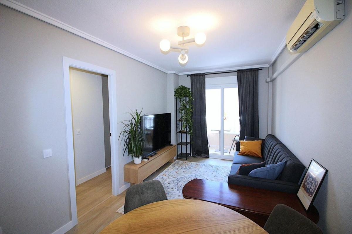 Venta de piso en Piso en Antonio Machado, Torrevieja, Torrevieja
photo 4