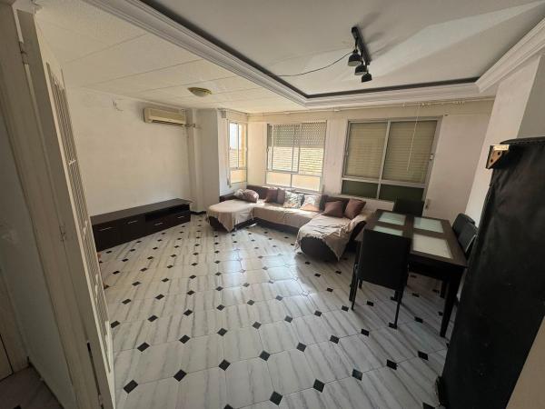 Продажа квартиры на Piso en Calle Bazan, El Molino, Torrevieja, Торревьеха
 photo 2