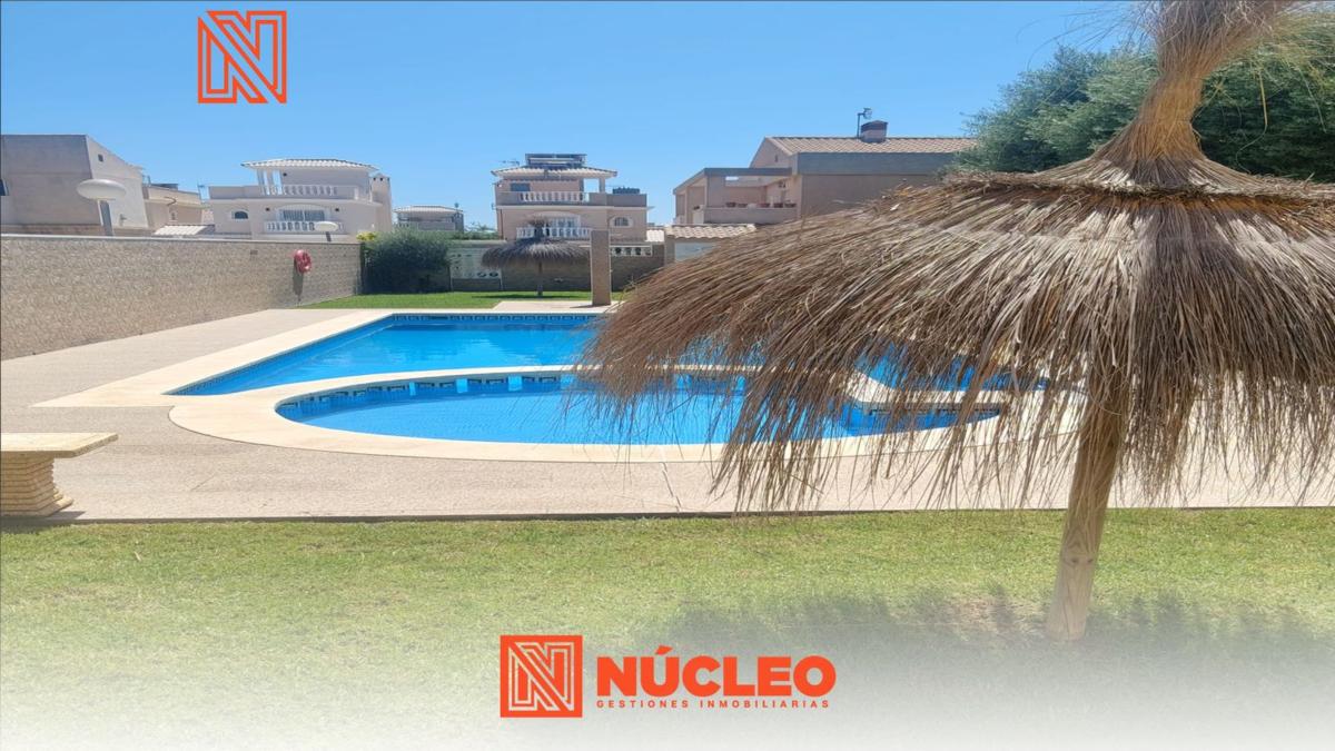 Venta de chalet adosado en  Chalet adosado en Calle Doña Rodríguez, Aguas Nuevas, Torrevieja , Torrevieja photo 2