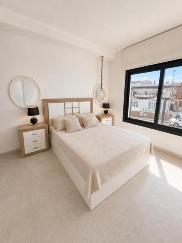 Sale of townhouse in  Chalet adosado en Calle Guadiana, 574, Villamartín, Orihuela , Orihuela photo 5