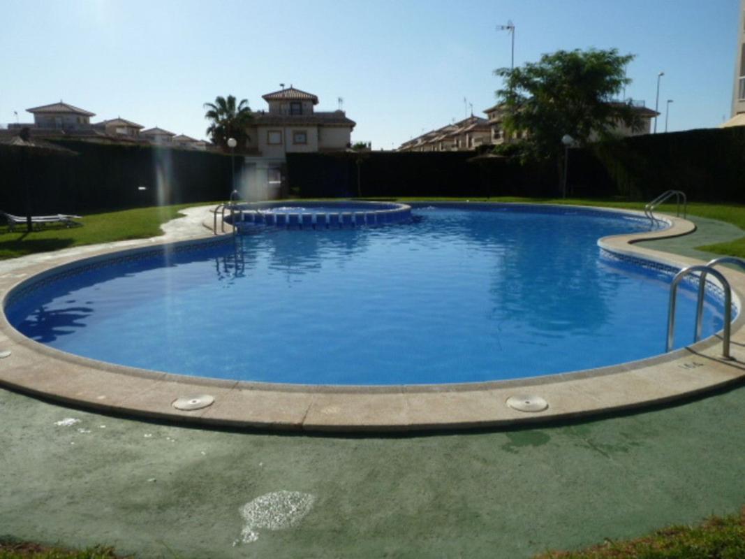 Продажа квартиры на Piso en Cabo Roig, Orihuela, Ориуэла
photo 2