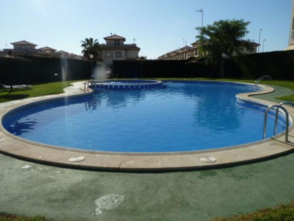 Sale of flat in Piso en Cabo Roig, Orihuela, Orihuela
thumbnail 2