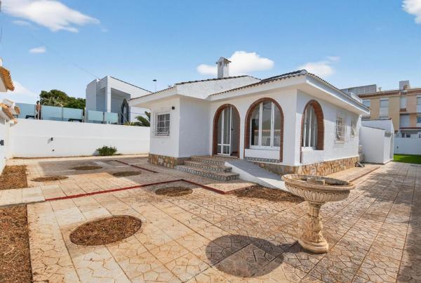 Casa o chalet independiente en Nueva Torrevieja, Torrevieja photo 1