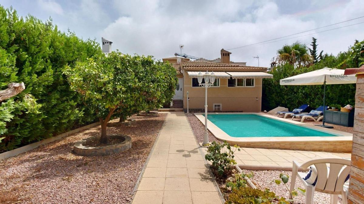 Propiedades en venta y alquiler en España photo 1