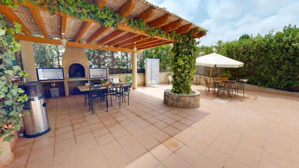 Casa o chalet independiente en Calle Isla Grosa Bal, Los Balcones - Los Altos del Edén, Torrevieja thumbnail 2