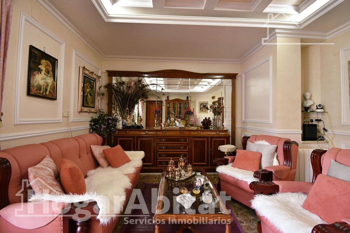 Недвижимость на продажу и в аренду в Испании photo 5