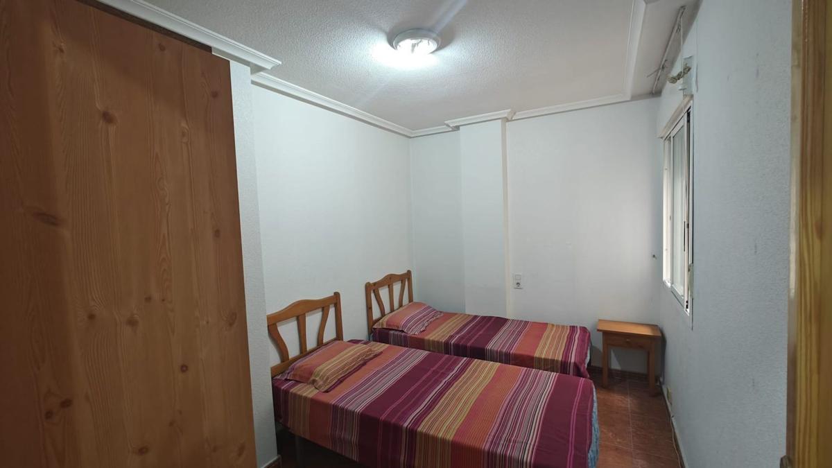 Venta de piso en Piso en San Pascual, 48, Puerto Deportivo, Torrevieja, Torrevieja
photo 3