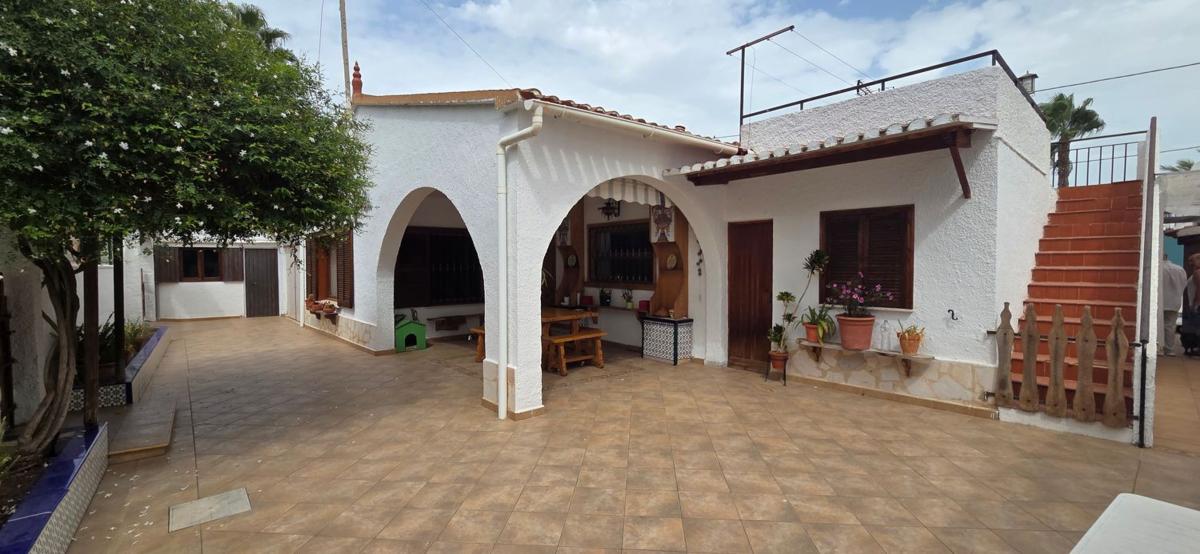 Propiedades en venta y alquiler en España photo 1