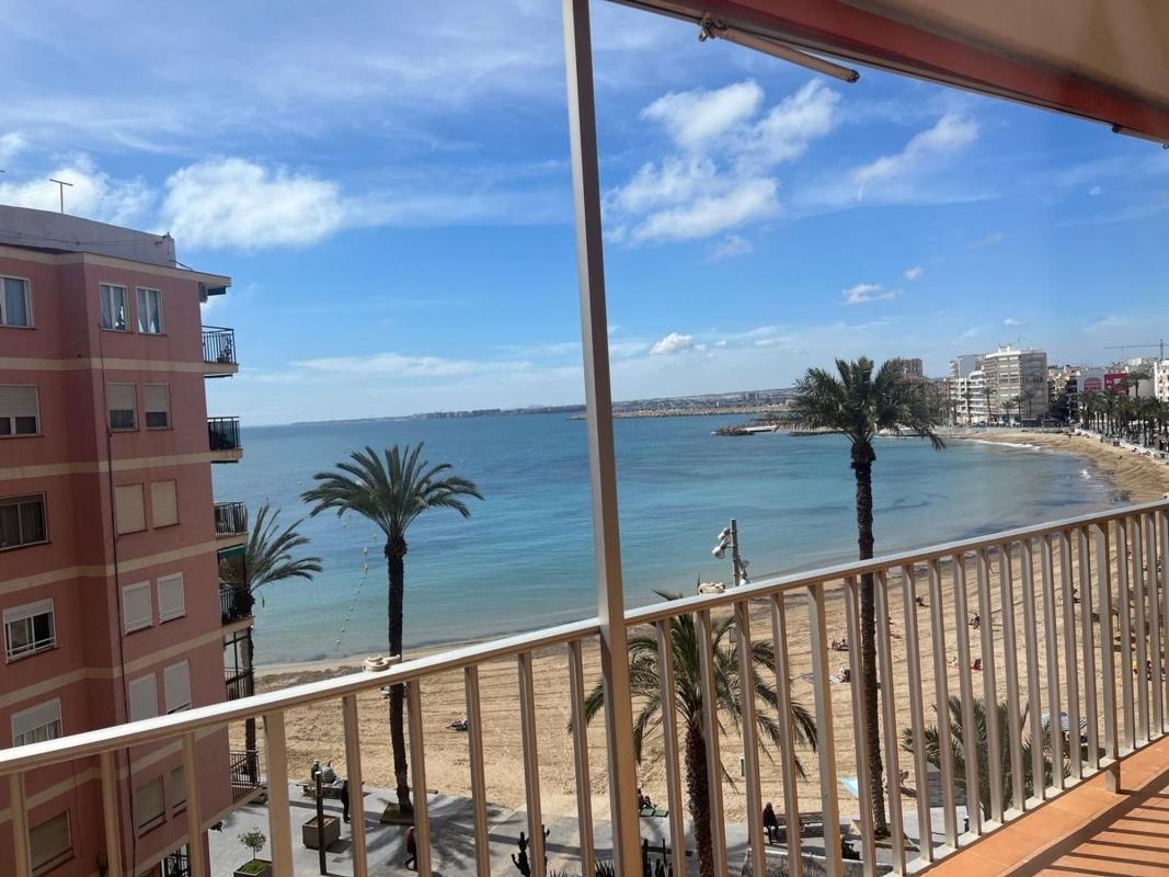 Venta de piso en Piso en Calle Timonel, Playa del Cura, Torrevieja, Torrevieja
photo 3