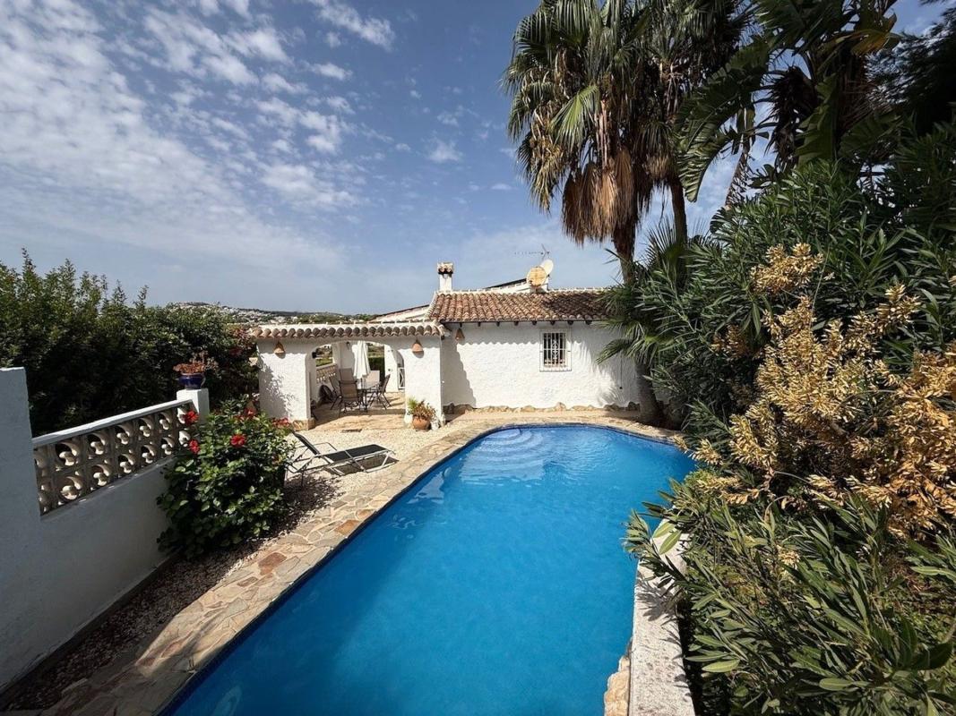 Properties for sale and rent in Spain photo 2
