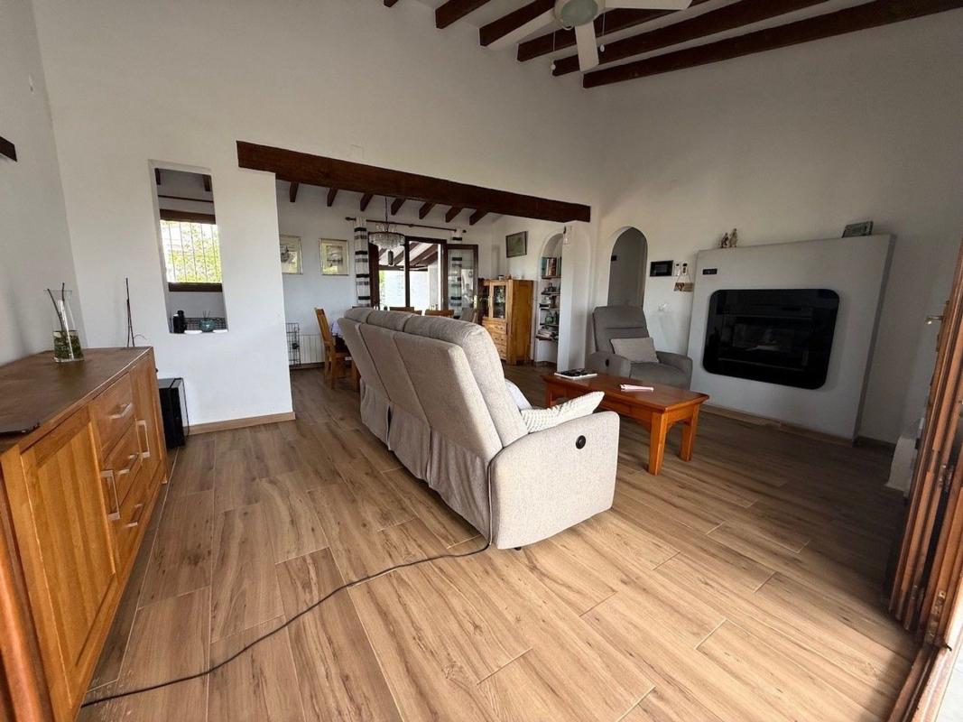 Properties for sale and rent in Spain photo 5