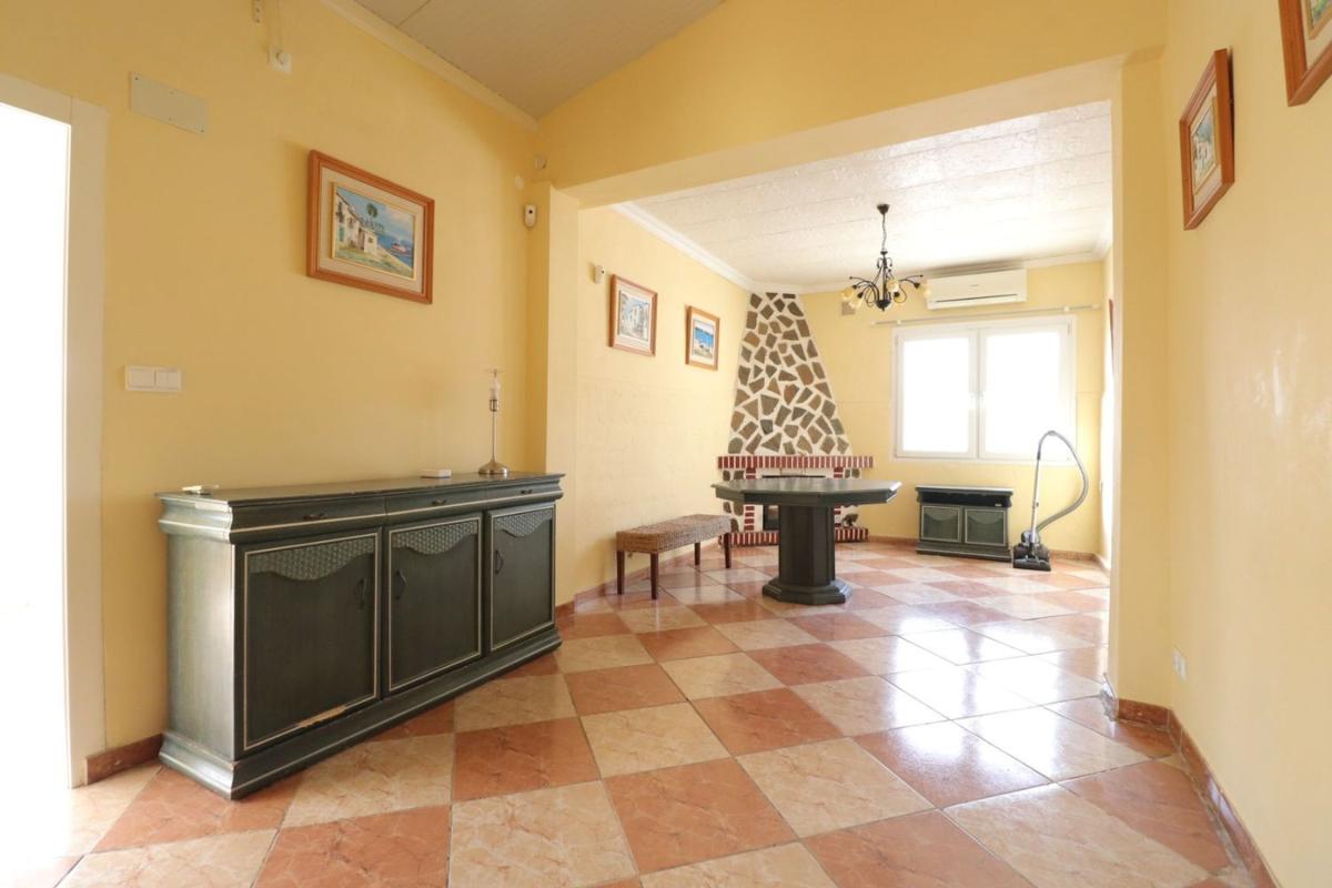 Properties for sale and rent in Spain photo 5