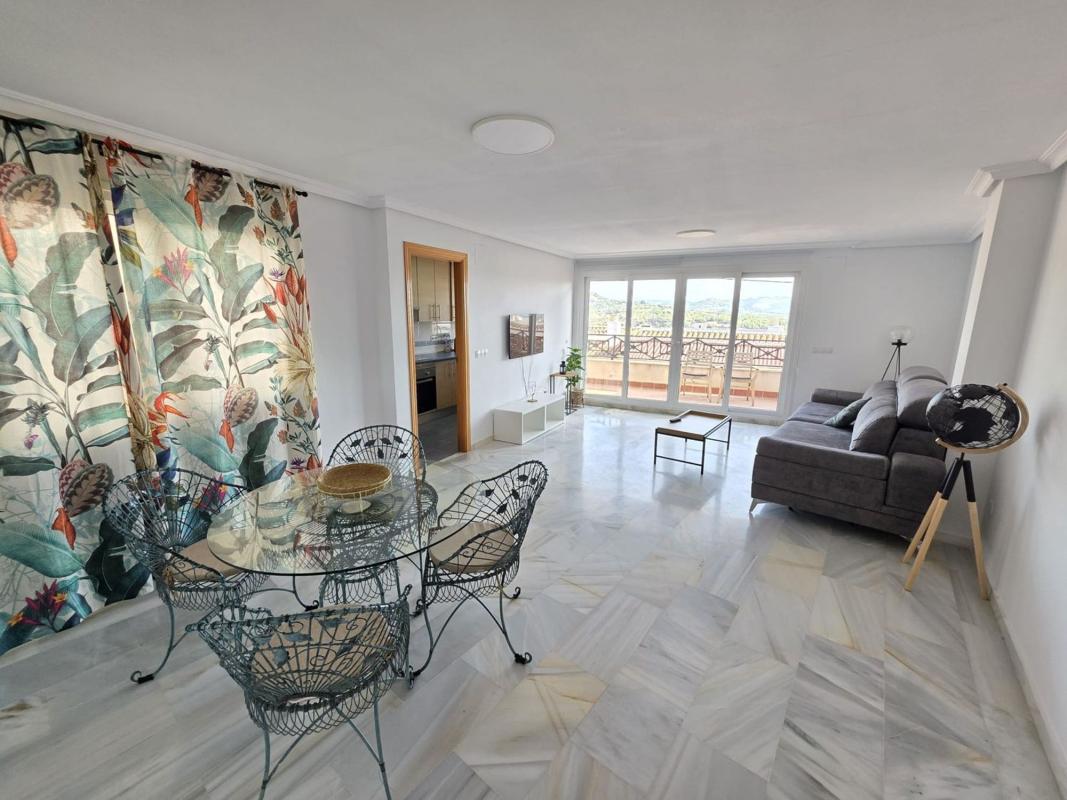 Продажа пентхауса на Ático en Avenida Masnou, 20, Calpe Pueblo, Calpe, Кальпе photo 3