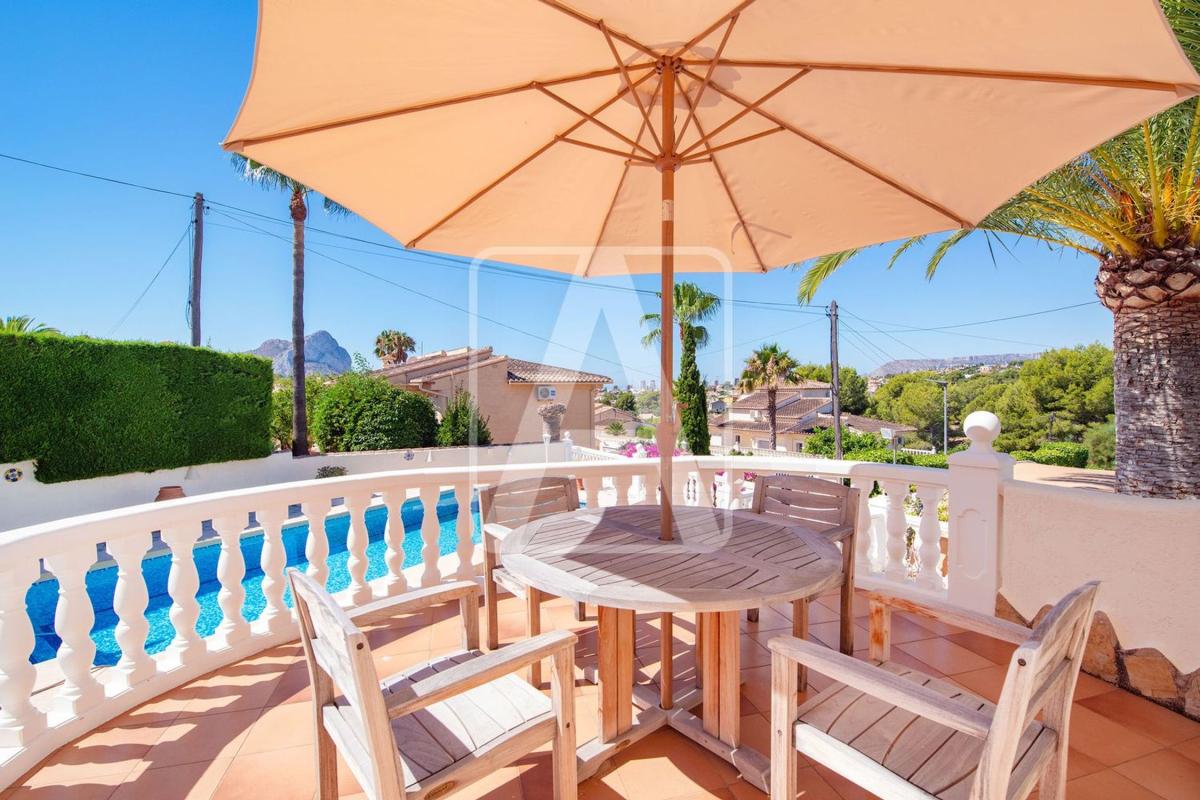 Sale of independent chalet in Casa o chalet en Cometa-Carrió, Calpe, Calpe
photo 2