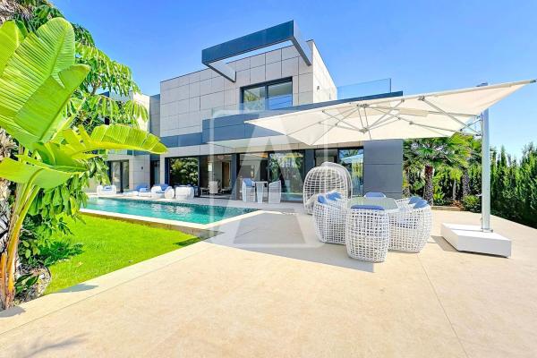 Частный шале на продаже в Casa o chalet en Cometa-Carrió, Calpe, Кальпе thumbnail 2