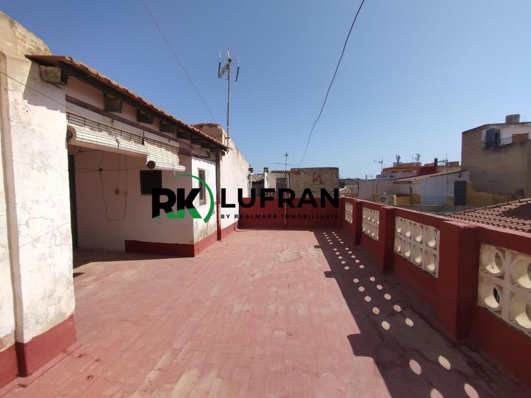 Propiedades en venta y alquiler en España photo 2