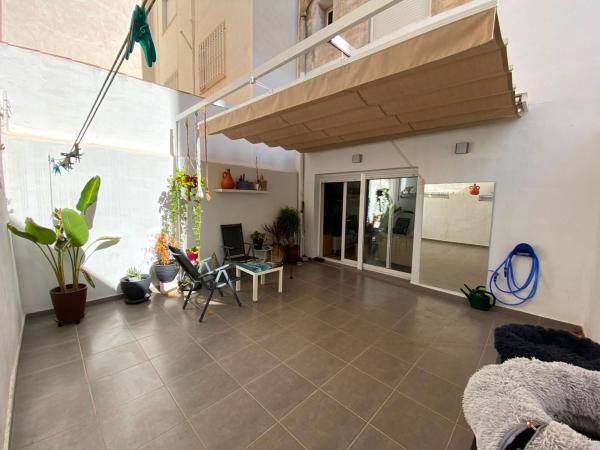 Venta de piso en Piso en Calle San Pedro, 15, Puerto Deportivo, Torrevieja, Torrevieja
 photo 1