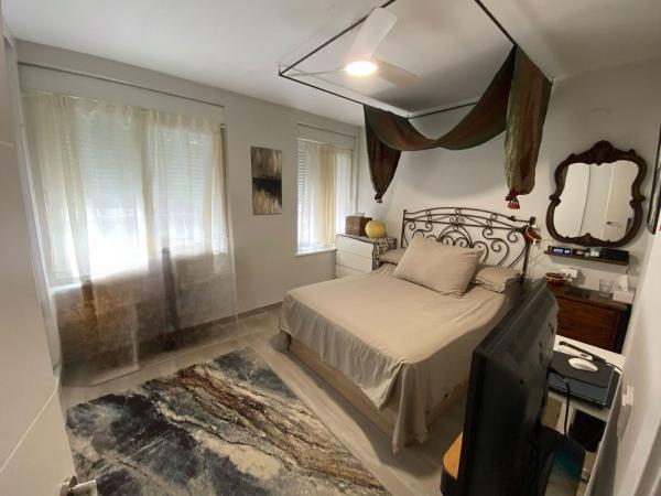 Venta de piso en Piso en Calle San Pedro, 15, Puerto Deportivo, Torrevieja, Torrevieja
 photo 4