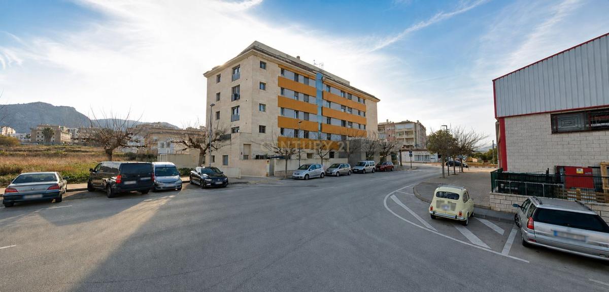 Продажа квартиры на Piso en Calle Pou del Posmó, 2, Centro, Pedreguer, Педрегер
photo 1
