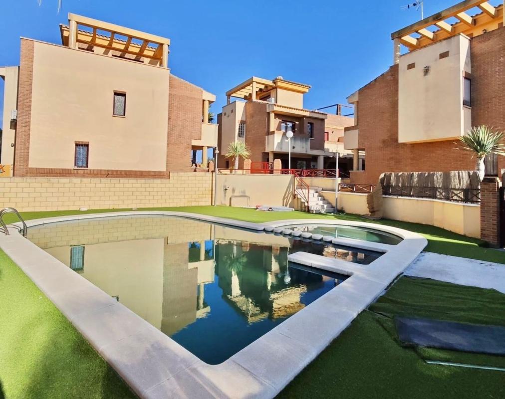 Properties for sale and rent in Spain photo 5