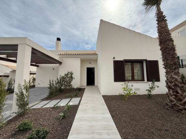 Chalet independiente en venta en Calle Daya Vieja, Algorfa
photo 1