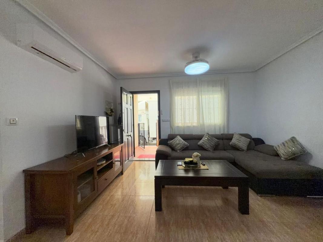 Недвижимость на продажу и в аренду в Испании photo 2
