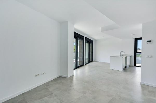 Apartment for sale in Piso en Calle de Jorge Manrique, Campoamor, Orihuela, Orihuela thumbnail 3