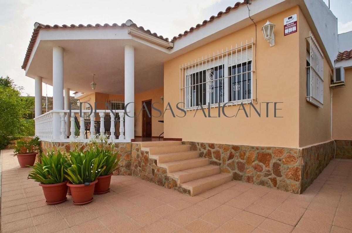 Properties for sale and rent in Spain photo 2