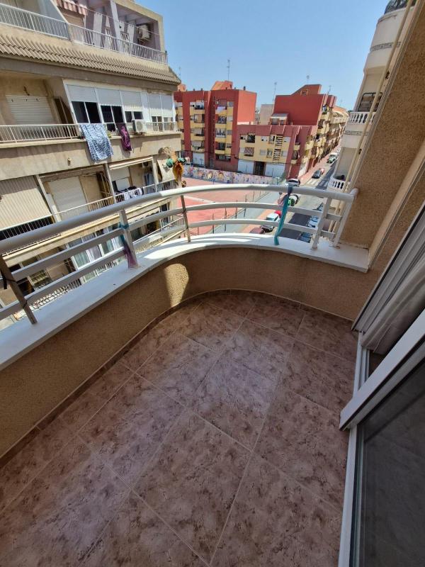 AMPLIO APARTAMENTO EN DIEGO RAMIREZ, Торревьеха
photo 4