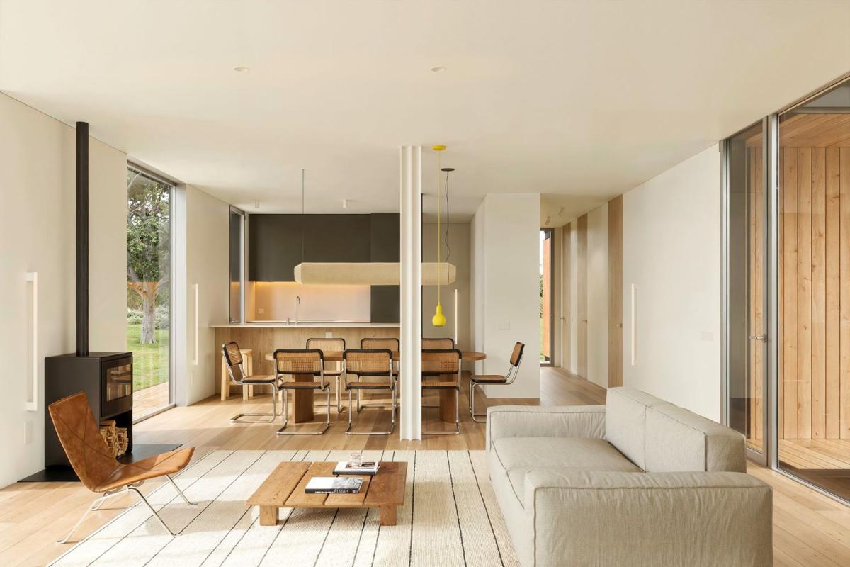 Properties for sale and rent in Spain photo 3