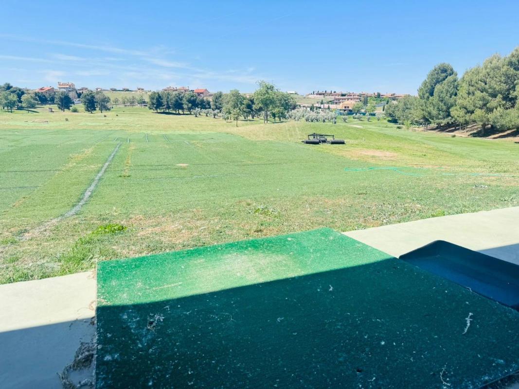 Nowa nieruchomość Golf Park w Layos photo 4
