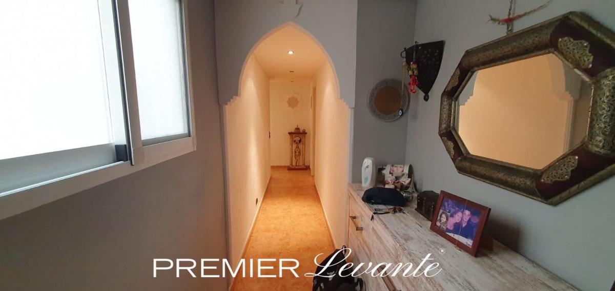 Venta de piso en Piso en Avenida Beniardá, Pueblo Levante, Benidorm, Benidorm
photo 3