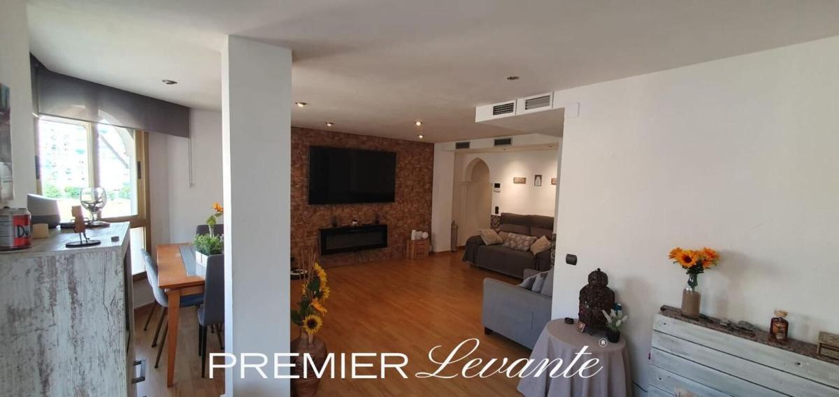 Venta de piso en Piso en Avenida Beniardá, Pueblo Levante, Benidorm, Benidorm
photo 5