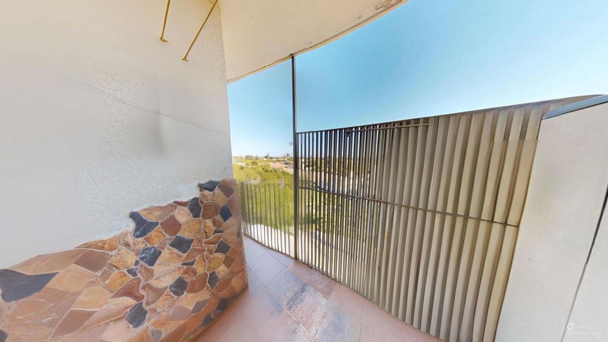 Продажа квартиры на Piso en Calle Gaspar Espinosa, La Hoya-Daimes-El Derramador, Elche / Elx, Эльче / Эльх
photo 3