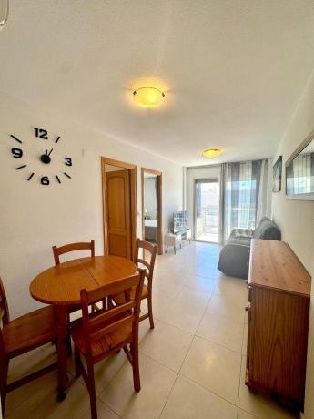 Продажа квартиры на Piso en Avenida Doctor Mariano Ruiz Canovas, 5, Playa de los Locos, Torrevieja, Торревьеха
thumbnail 2