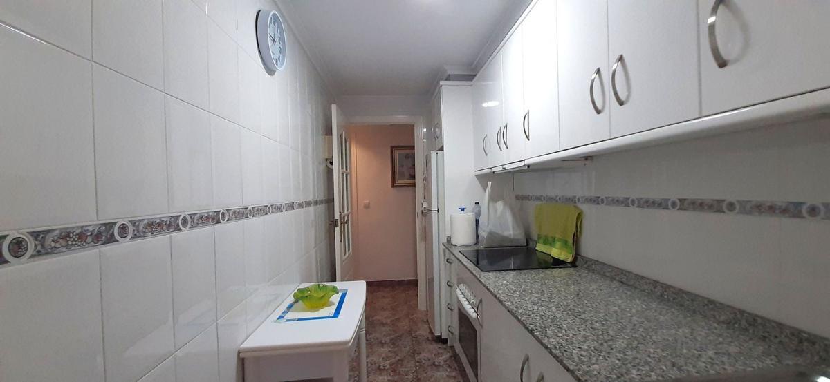 Sale of apartment in Piso en Avenida de Cervantes, Zona Pueblo, Guardamar del Segura, Guardamar del Segura
photo 5