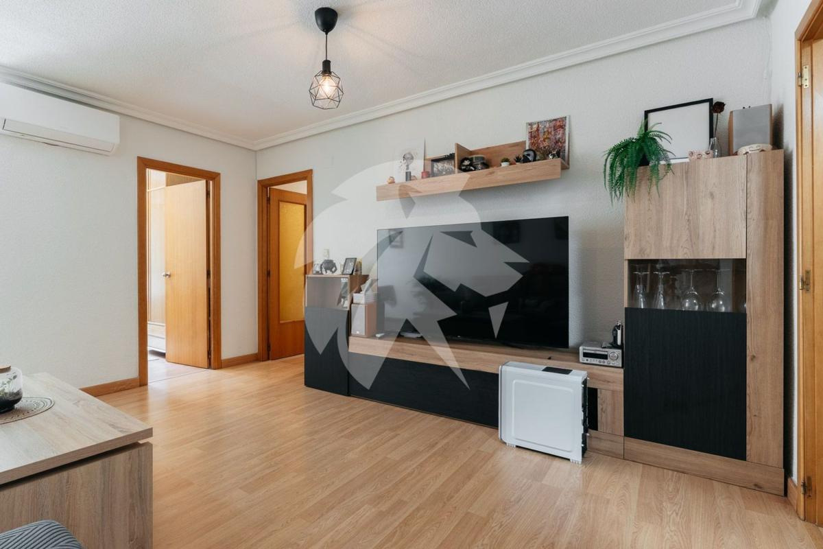 Продажа квартиры на Piso en Calle Antonio Machado, Pont Nou-Corazón de Jesús, Elche / Elx, Эльче / Эльх
 photo 3