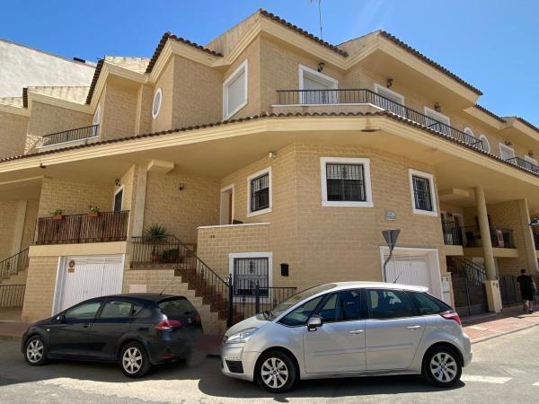 Chalet adosado en Calle Jose Perez Ruiz, Callosa de Segura thumbnail 3