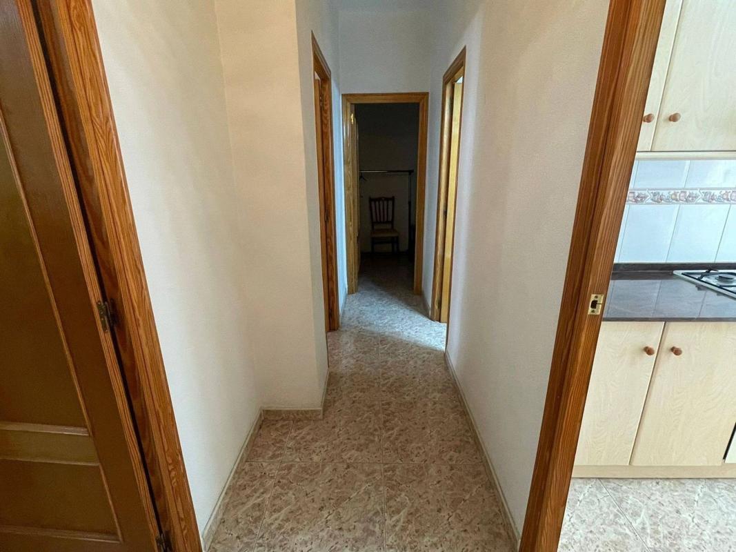 Venta de piso en Piso en Princesa Mercedes, Alicante / Alacant, Alicante / Alacant
photo 3