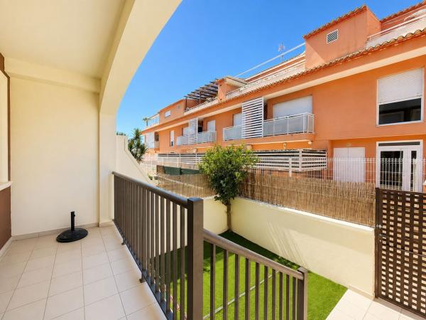 Chalet adosado en Centro Ciudad, Jávea/Xàbia thumbnail 3