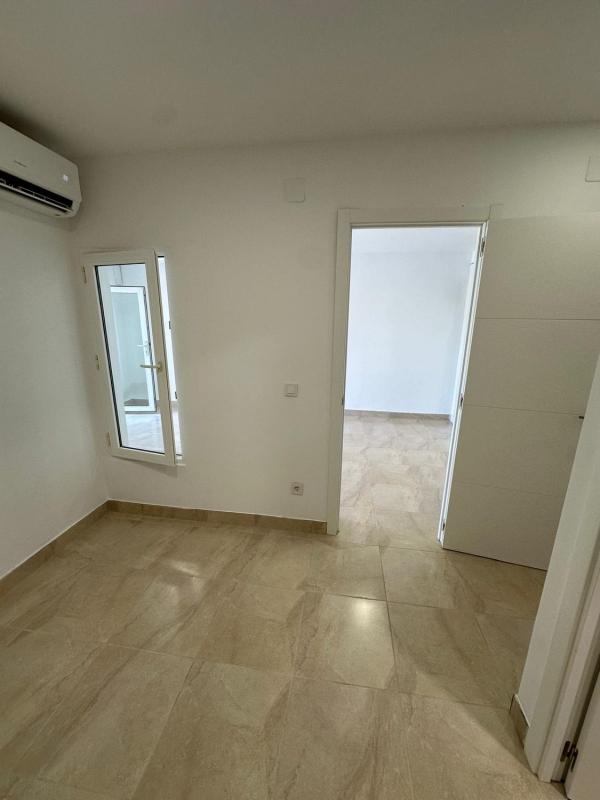 Properties for sale and rent in Spain photo 2