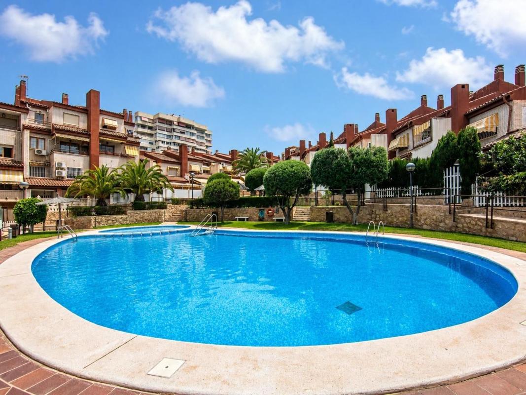 Propiedades en venta y alquiler en España photo 1