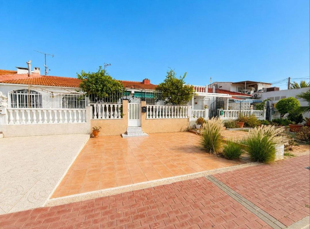Недвижимость на продажу и в аренду в Испании photo 1